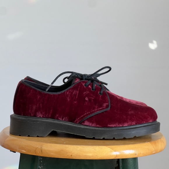 Dr. Martens Hugh Burgundy Red Velvet Lace-Up Oxfords Shoes - Burgundy - Picture 12 of 16